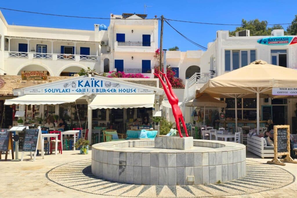 The port town of Gialos